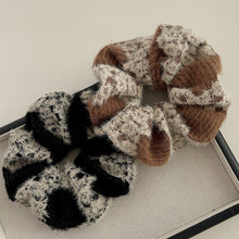 Load image into Gallery viewer, Café Mélange — Two-Tone Knit Scrunchie