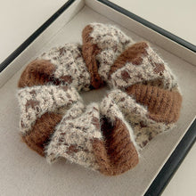 Load image into Gallery viewer, Café Mélange — Two-Tone Knit Scrunchie